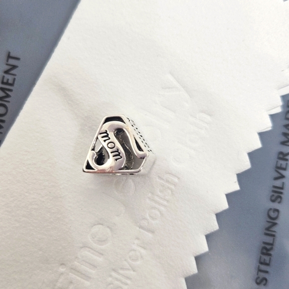Pandora Style S925 Sterling "Super Mom" Charm - Picture 4 of 6